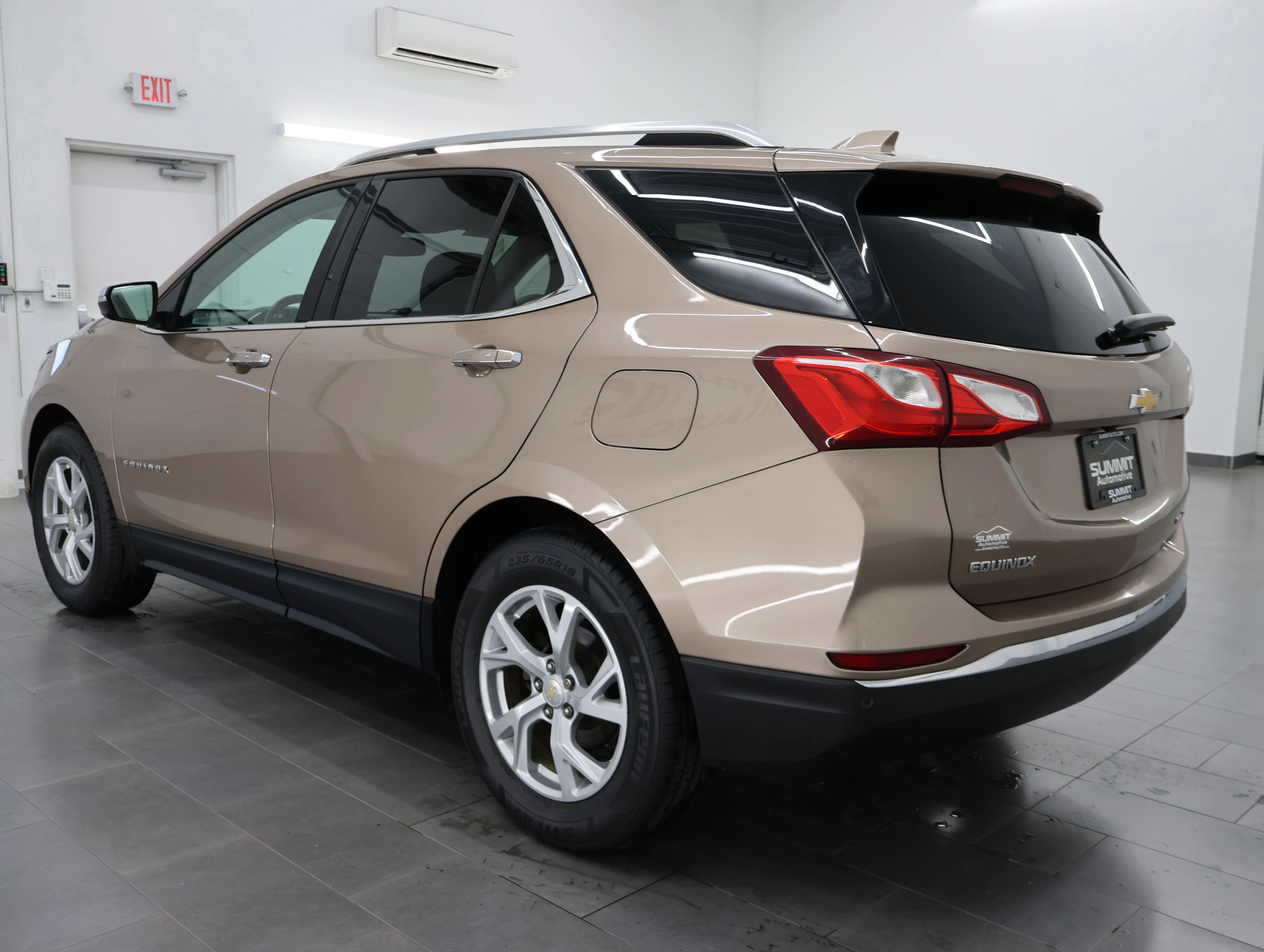 Used 2018 Sandy Ridge Metallic Chevrolet Premier image 6