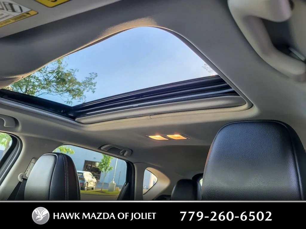 Used 2021 Snowflake White Pearl Mica Mazda Touring image 9