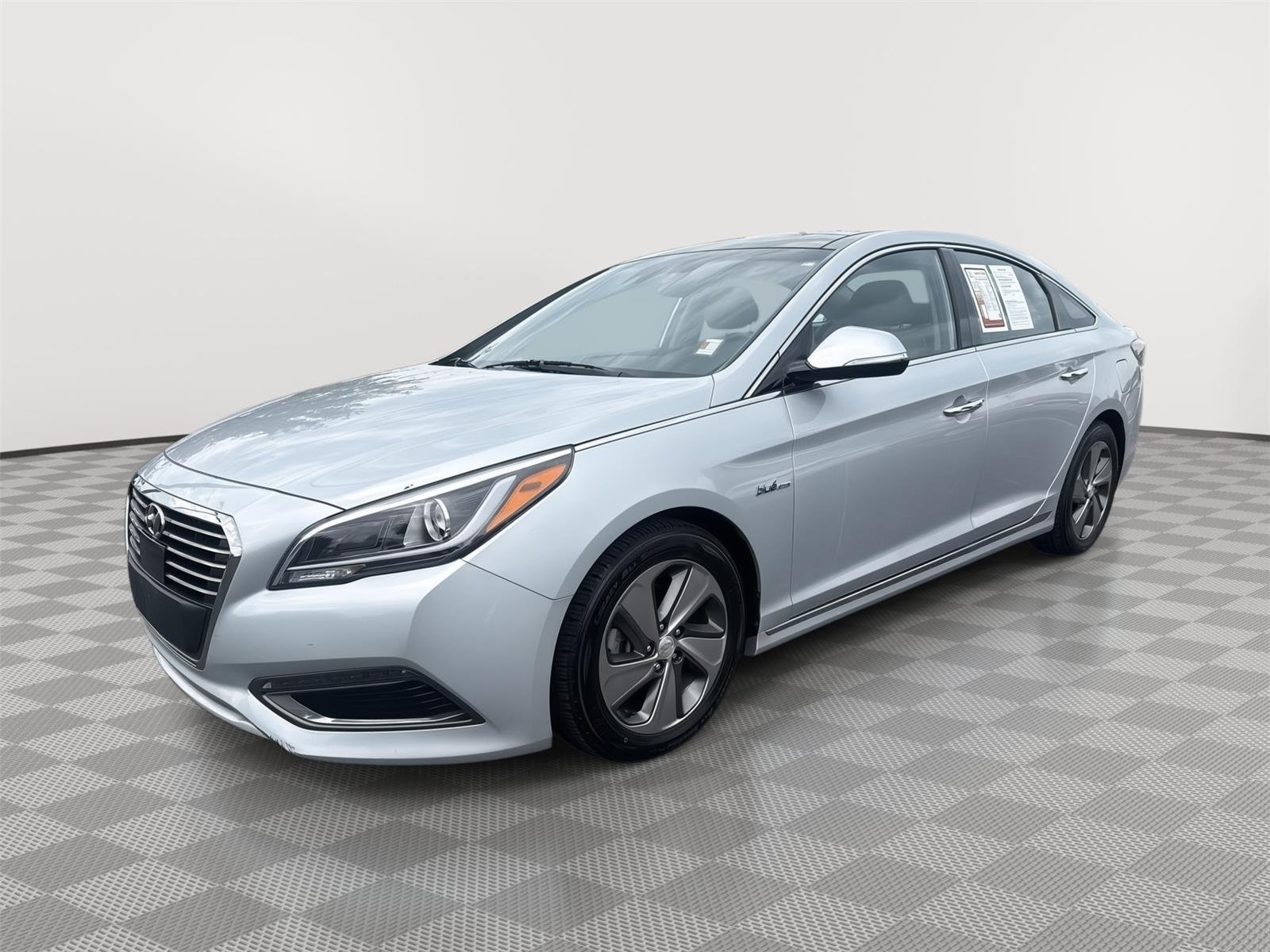 Used 2017 Hyundai Sonata Hybrid Limited with VIN KMHE34L37HA069120 for sale in Kansas City