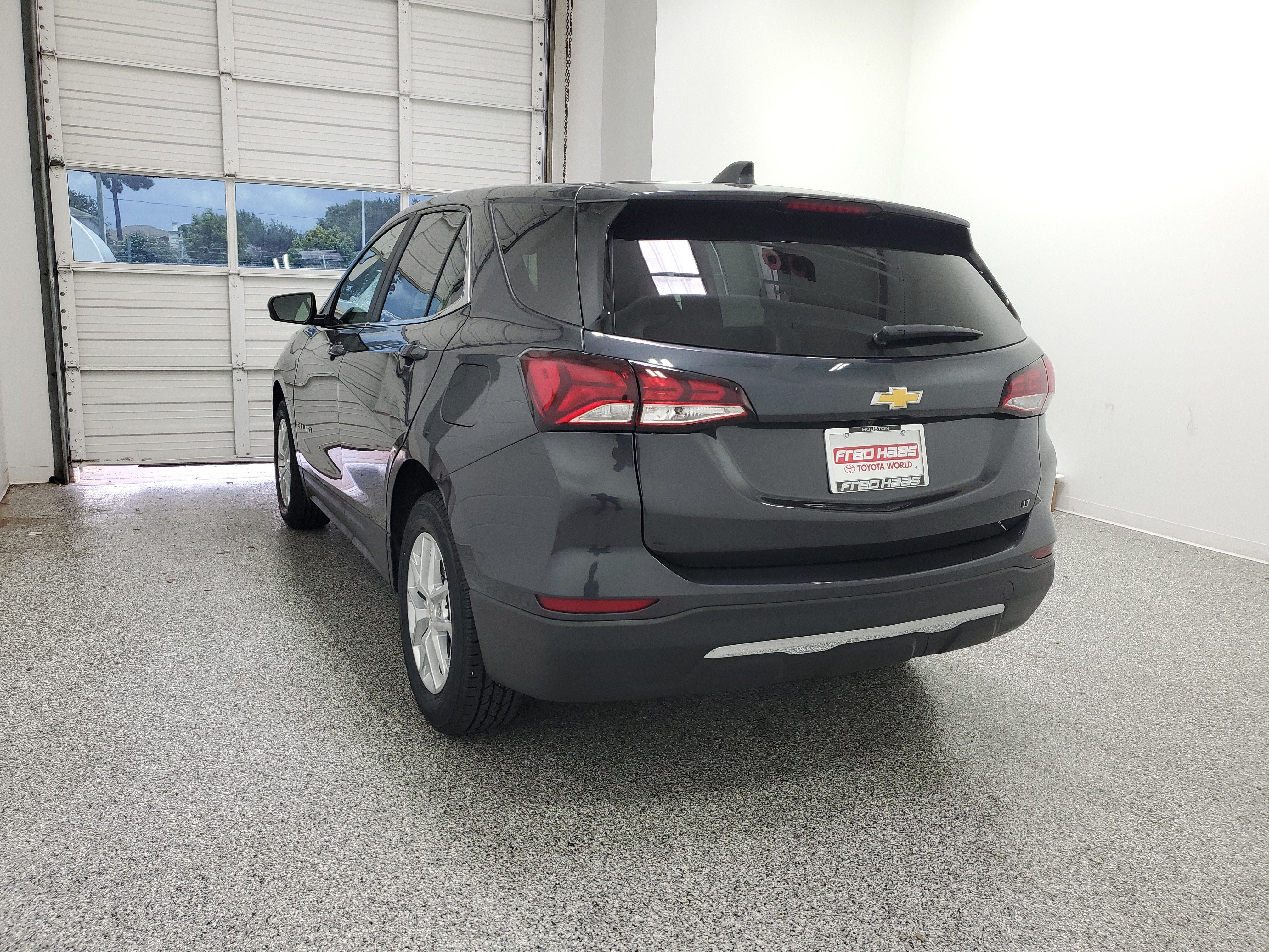 Used 2022 Iron Gray Metallic Chevrolet LT image 5