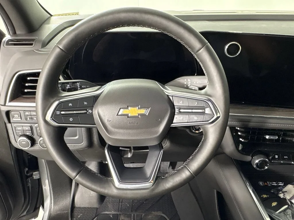 New 2026 Sterling Gray Metallic Chevrolet LT image 28