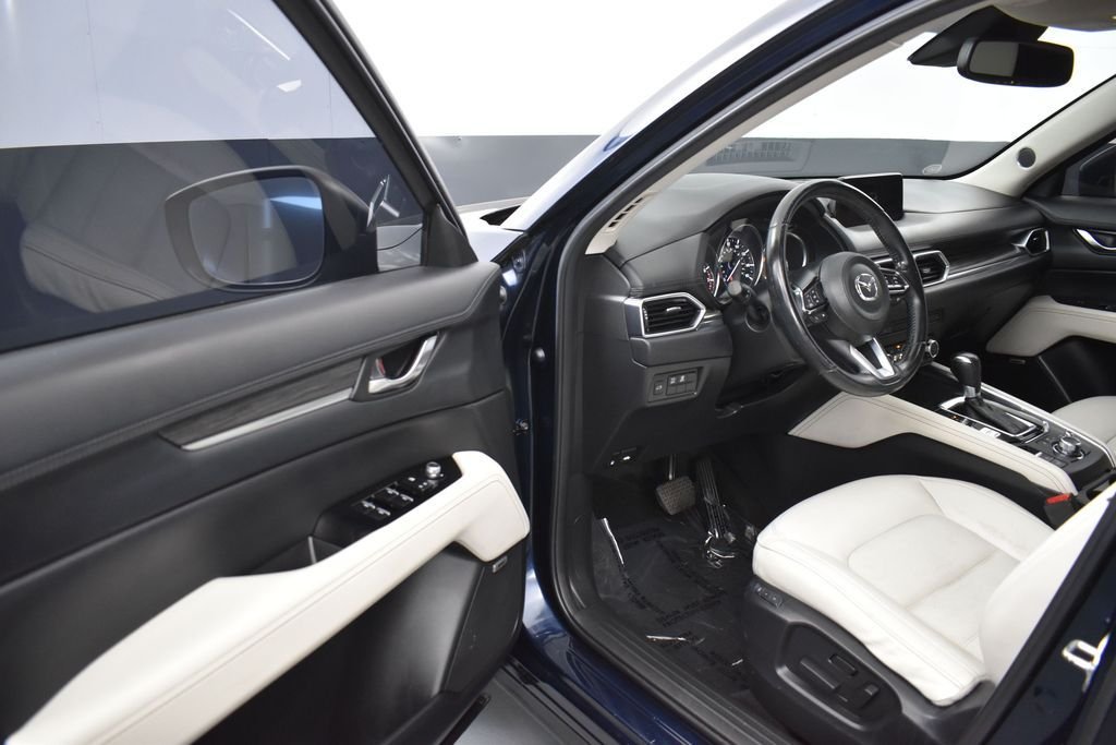 Used 2018 Blue Mazda Grand Touring image 5