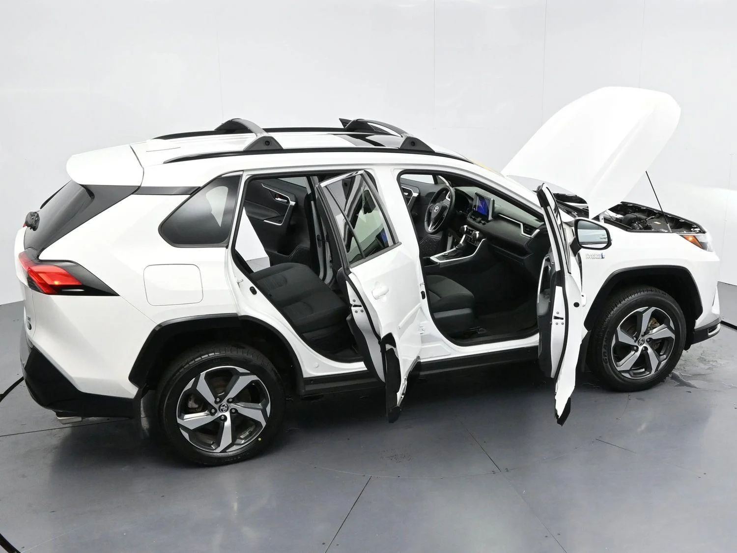 Used 2024 Ice Cap Toyota SE image 40