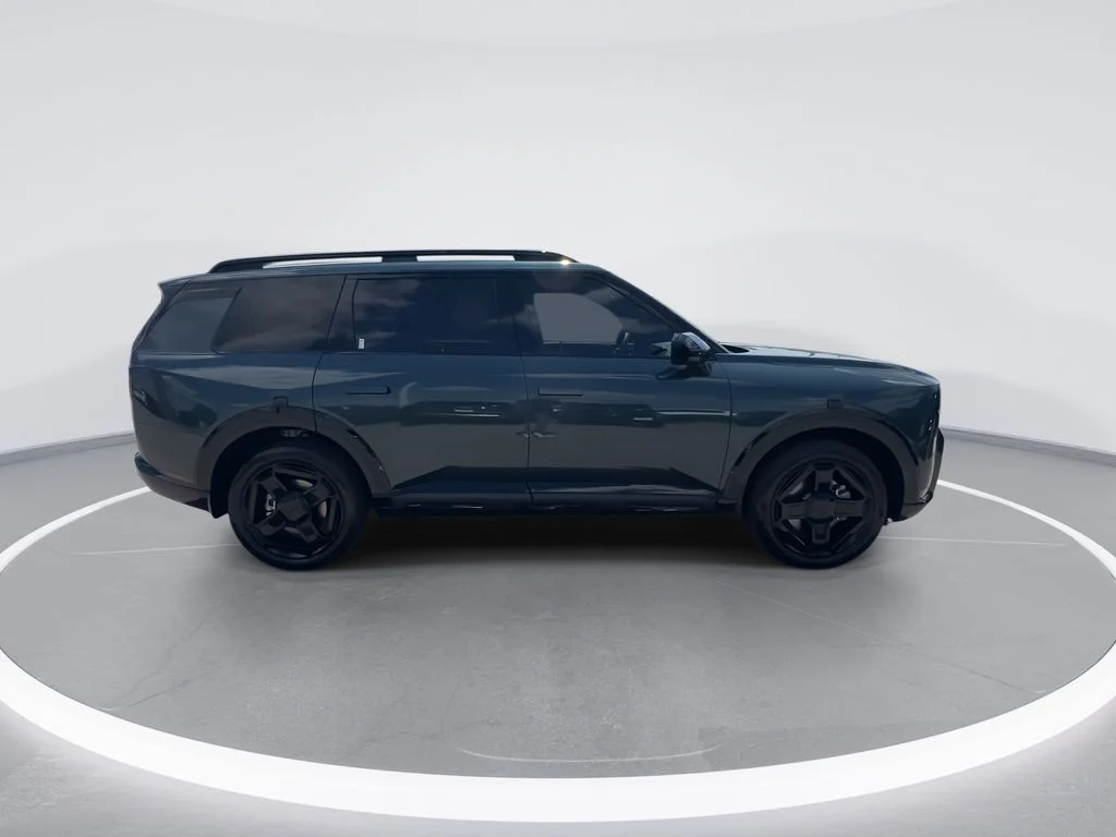 Used 2027 Green Kia X-Line EX image 9
