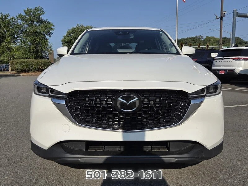 Used 2023 White Metallic MAZDA 2.5 S PREFERRED PACKAGE AWD image 8