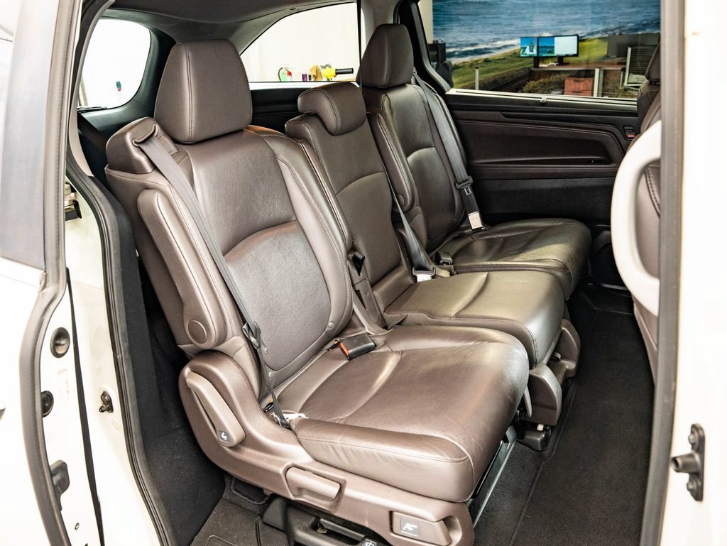 Used 2019 White Honda EX-L image 49
