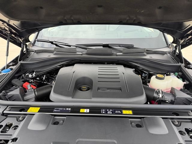 New 2026 Santorini Black Land Rover SE image 19