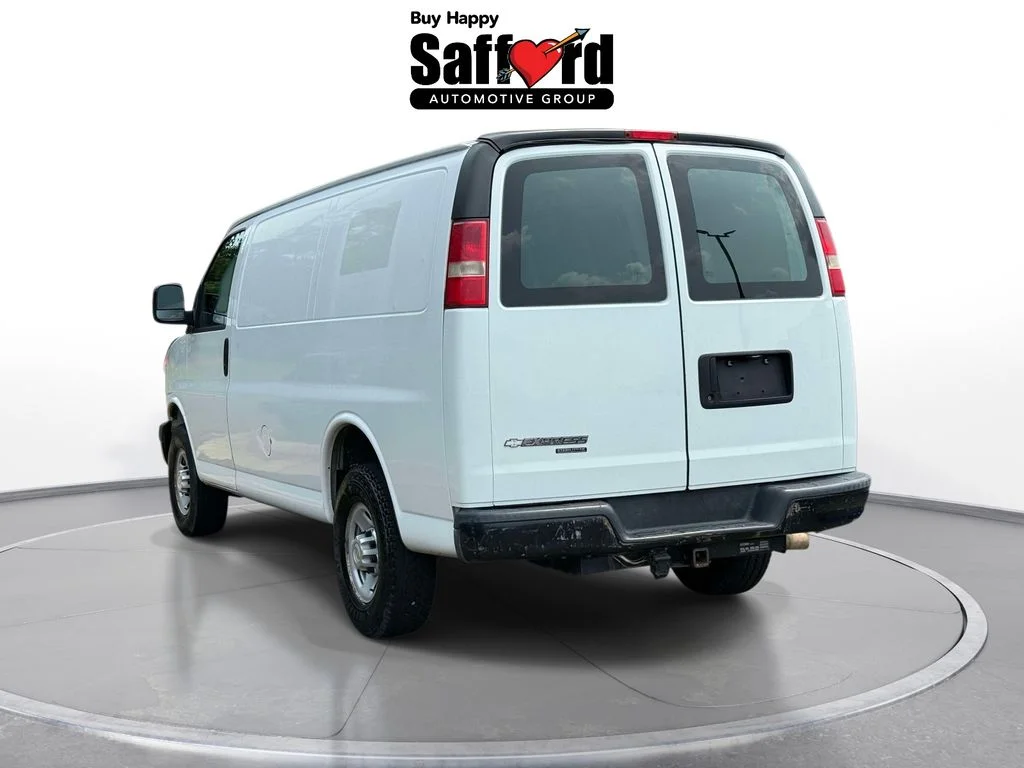 Used 2013 White Chevrolet Work Van image 5
