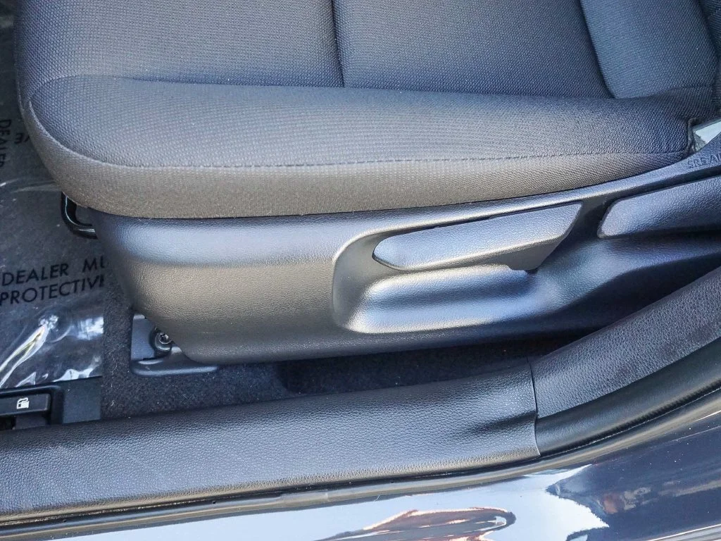 Certified Used 2025  Toyota LE image 19