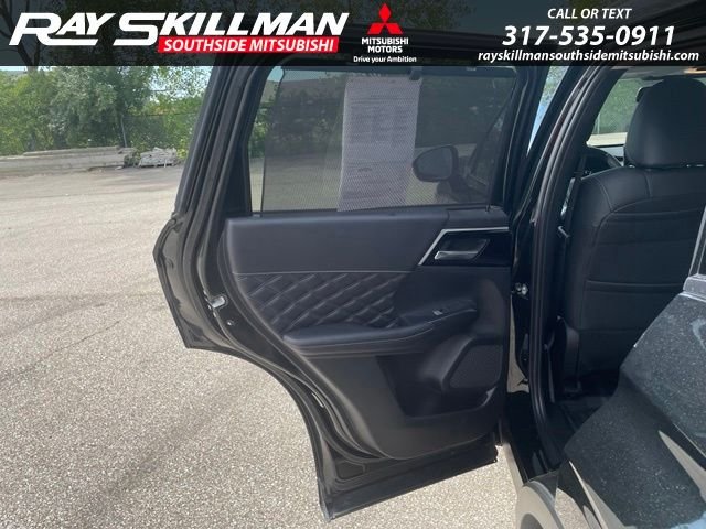 Used 2024 Black Mitsubishi SEL image 11
