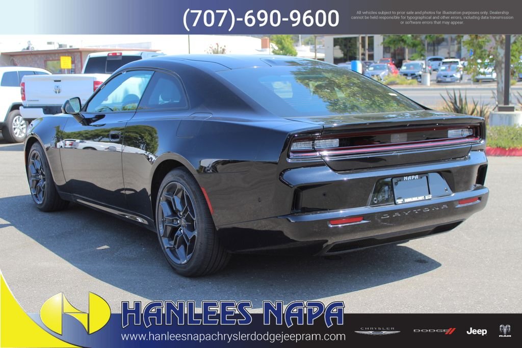 New 2025 Diamond Black Crystal Pearlcoat Dodge R/T image 8