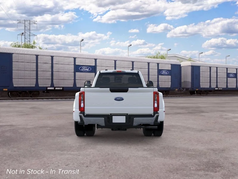New 2026 Oxford White Ford F-350® XLT image 5