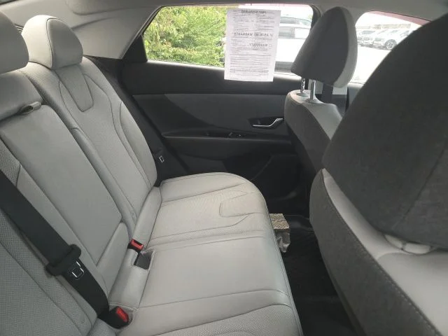Used 2023 Intense Blue Hyundai Limited image 4