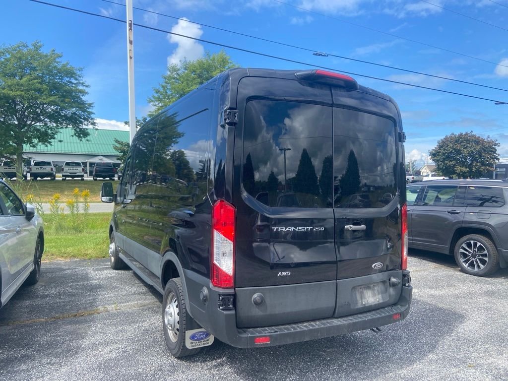 Used 2024 Black Metallic Ford Base image 4