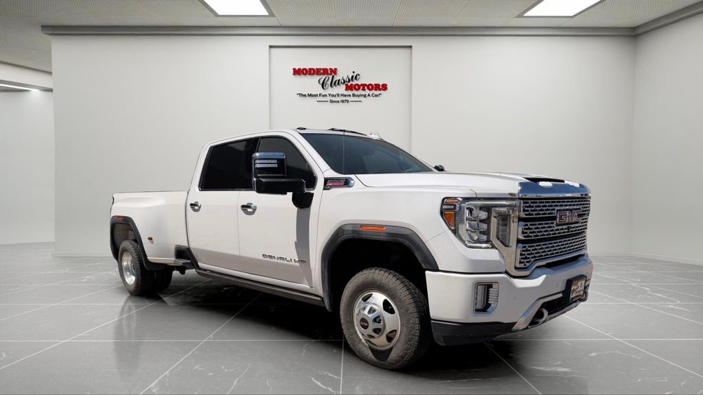 2021 GMC Sierra 4WD Crew Cab Long Box DRW Denali's photo