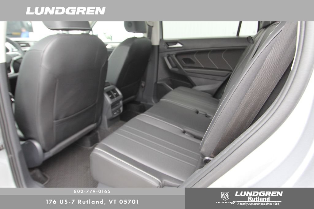 Used 2024 Gray Volkswagen 2.0T SE image 22