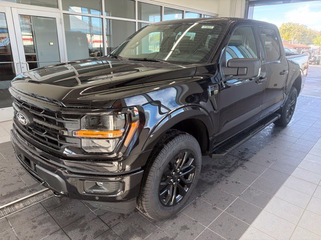 New 2026 Agate Black Metallic Ford XLT image 5
