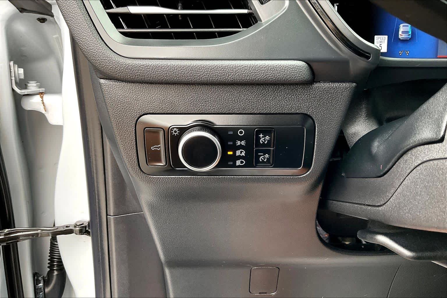 Used 2025 Space Silver Ford ST-Line image 27