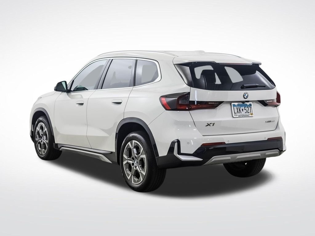 Certified Used 2024 Alpine White BMW xDrive28i image 3