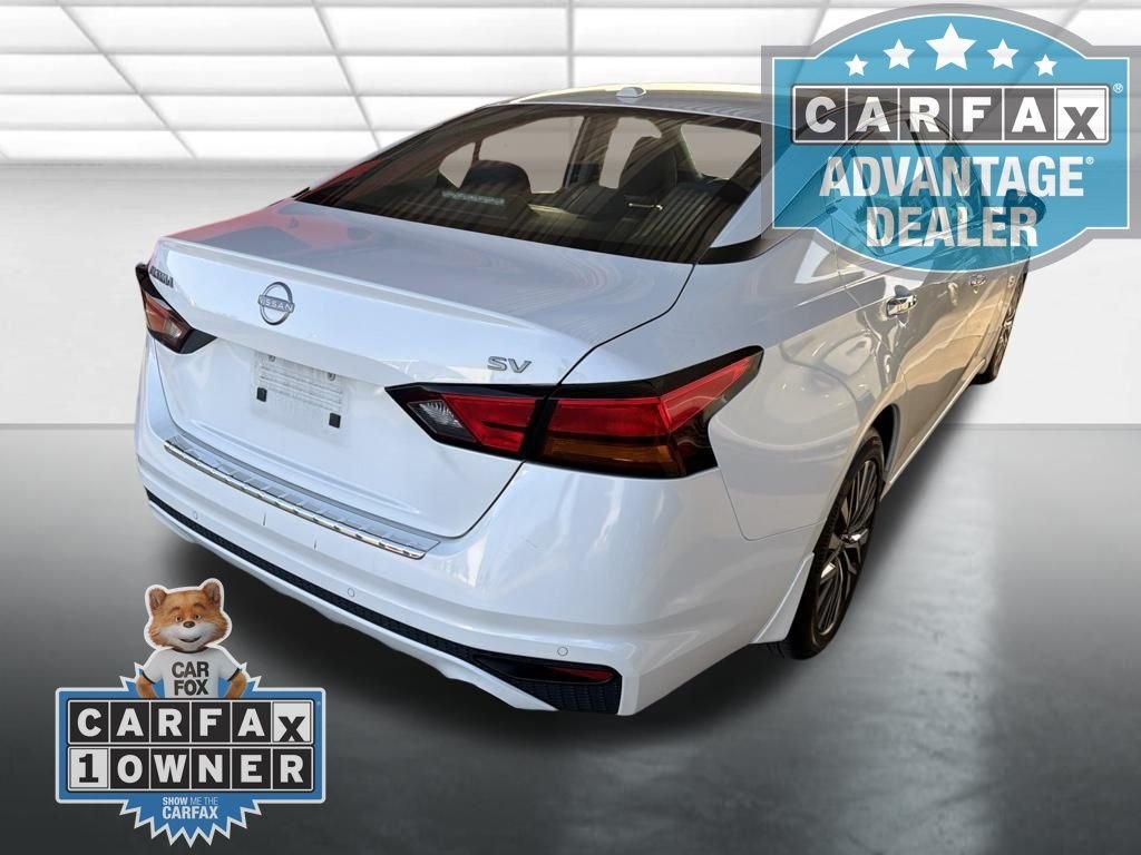 Used 2023 White Nissan SV FWD image 2
