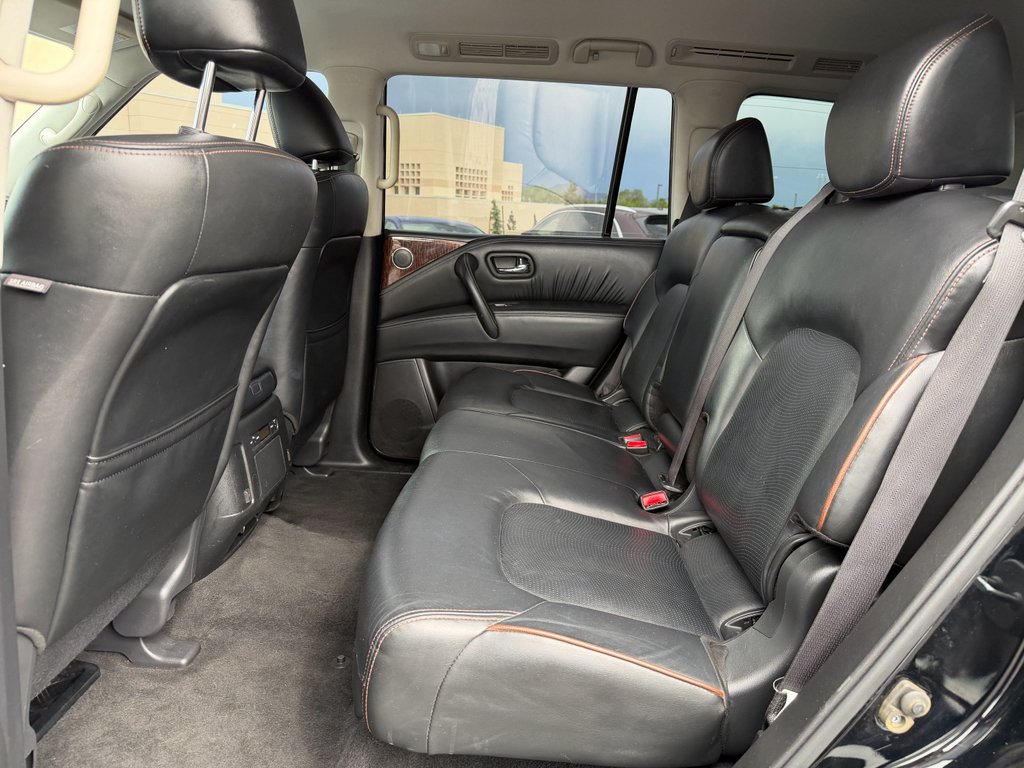 Used 2019 Super Black Nissan SL image 30