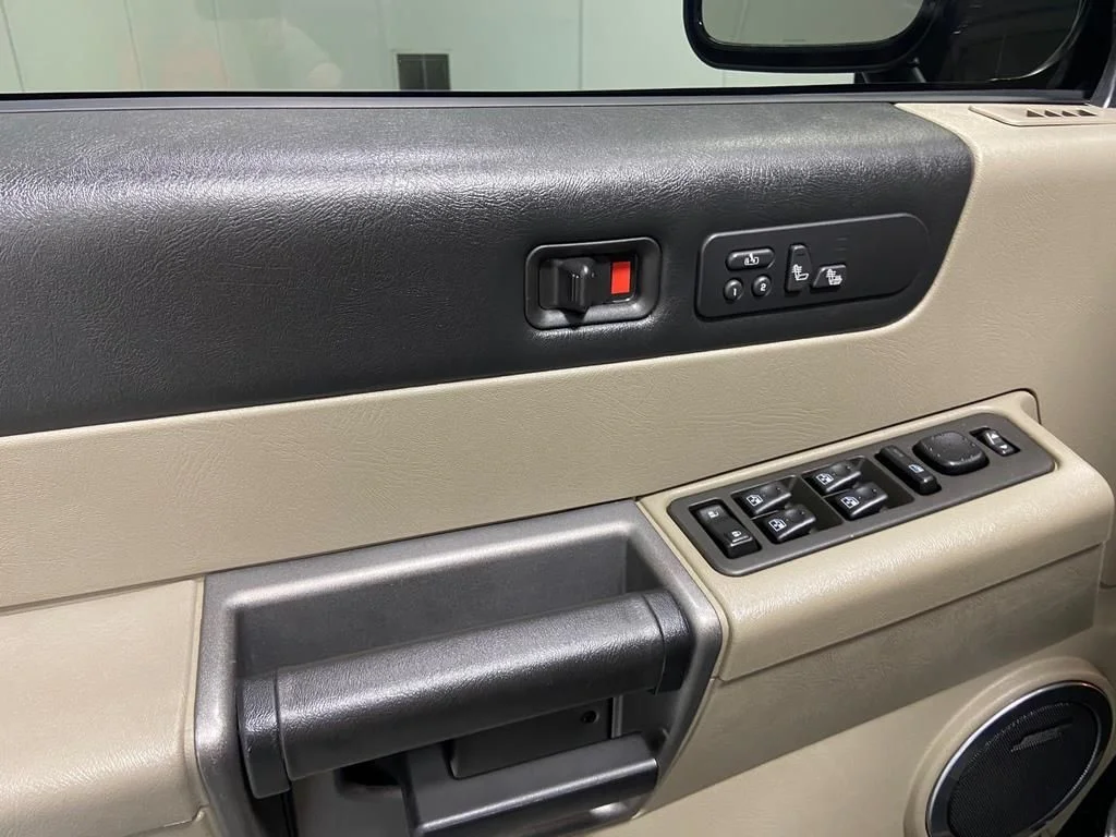 Used 2003 Black Hummer CHROME APPEARANCE PACKAGE 6.0L 4WD image 24