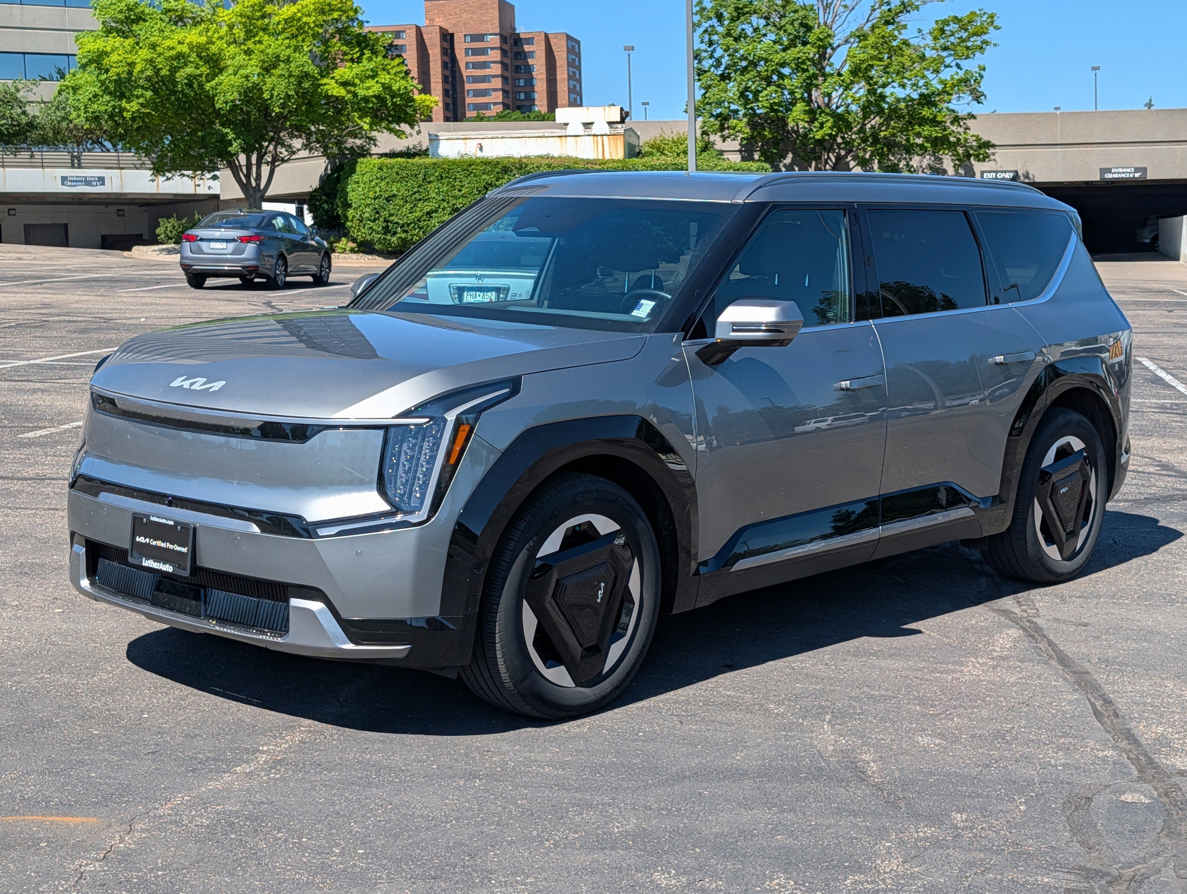 Certified 2024 Kia EV9 Land with VIN KNDADFS50R6033059 for sale in Bloomington, MN
