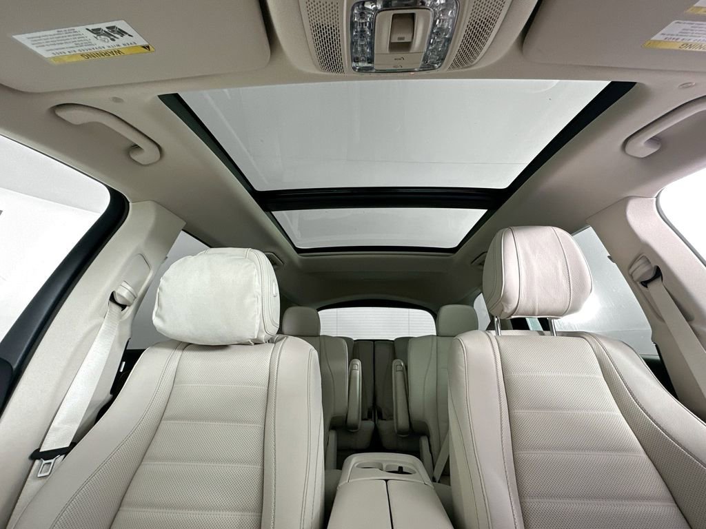 New 2026 Polar White Mercedes-Benz GLS 450 image 58