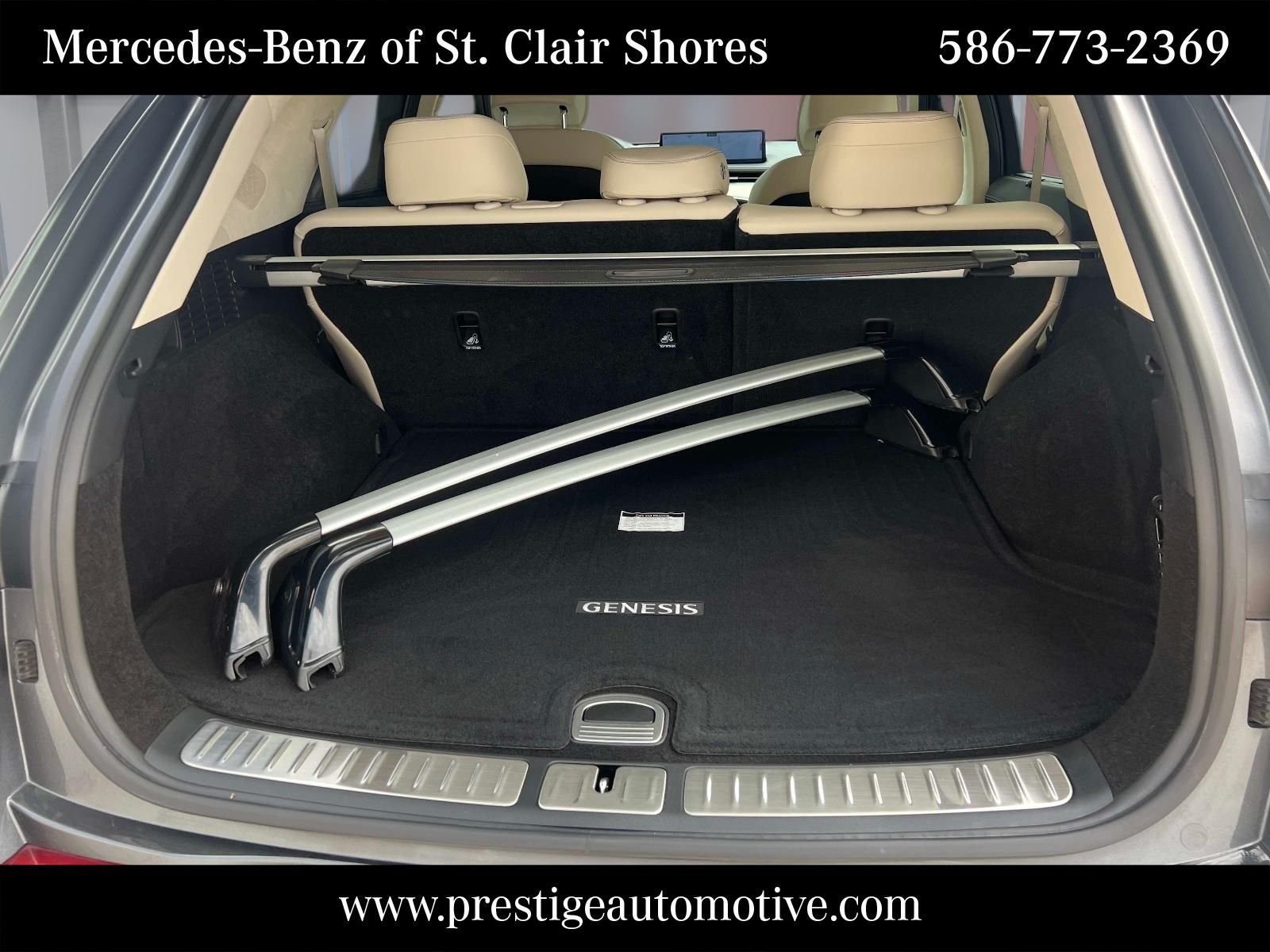 Used 2023 Gray Genesis 3.5T Sport image 12
