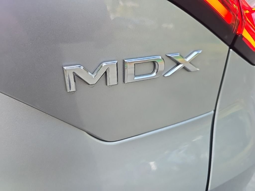 Used 2022 Gray Acura Technology image 10