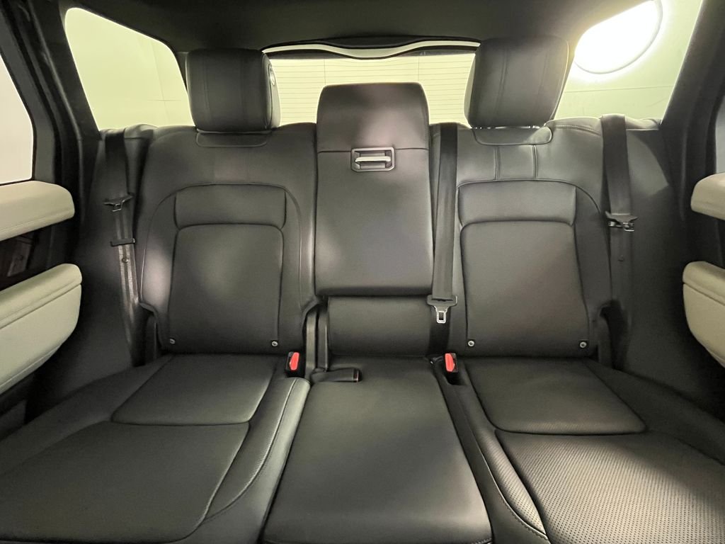 Used 2021 Black Land Rover Westminster image 20