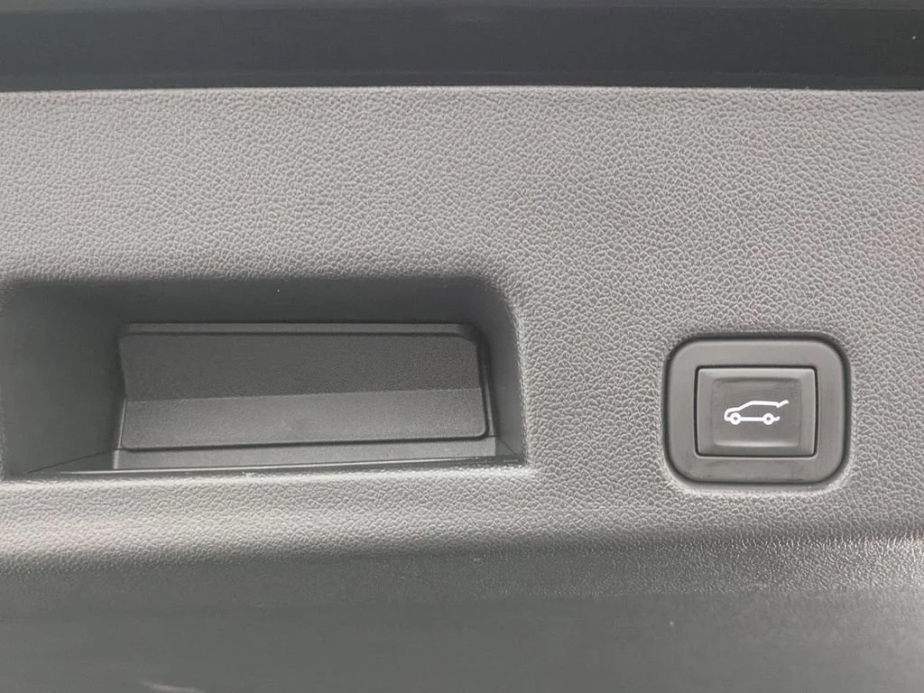 2026 GMC Acadia Elevation - Photo 15