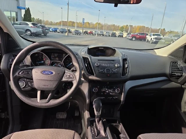 Used 2018 Black Ford SE image 31