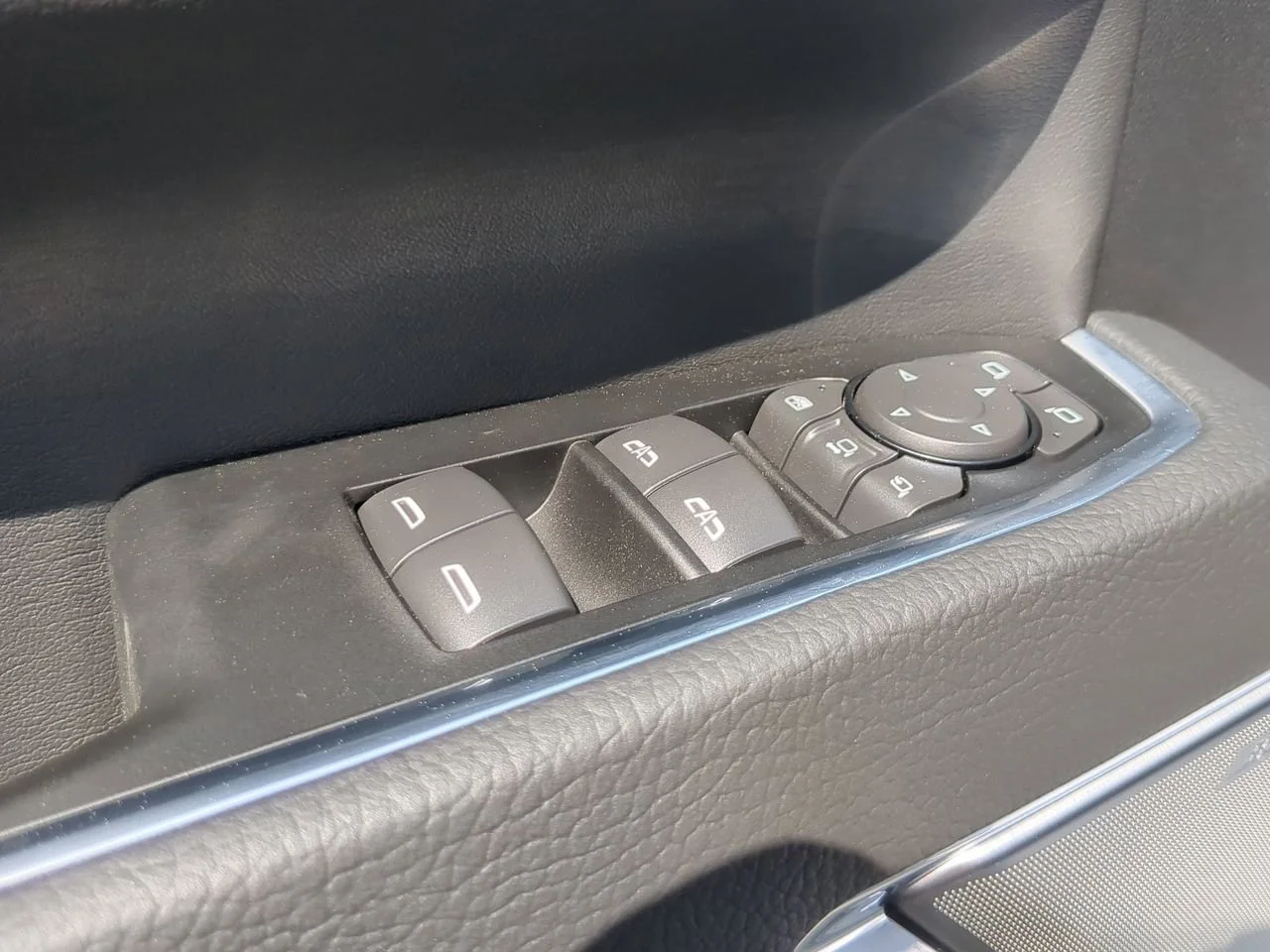 New 2026 Titanium Rush Metallic GMC Denali image 24