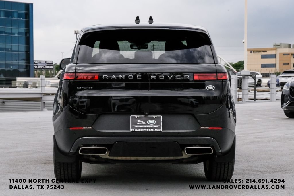 Used 2023 Black Land Rover SE image 7