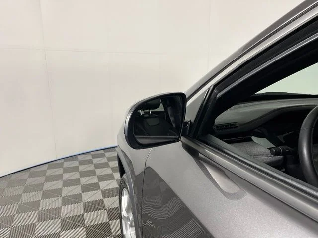 Used 2023 Gray Jeep Latitude Lux image 14