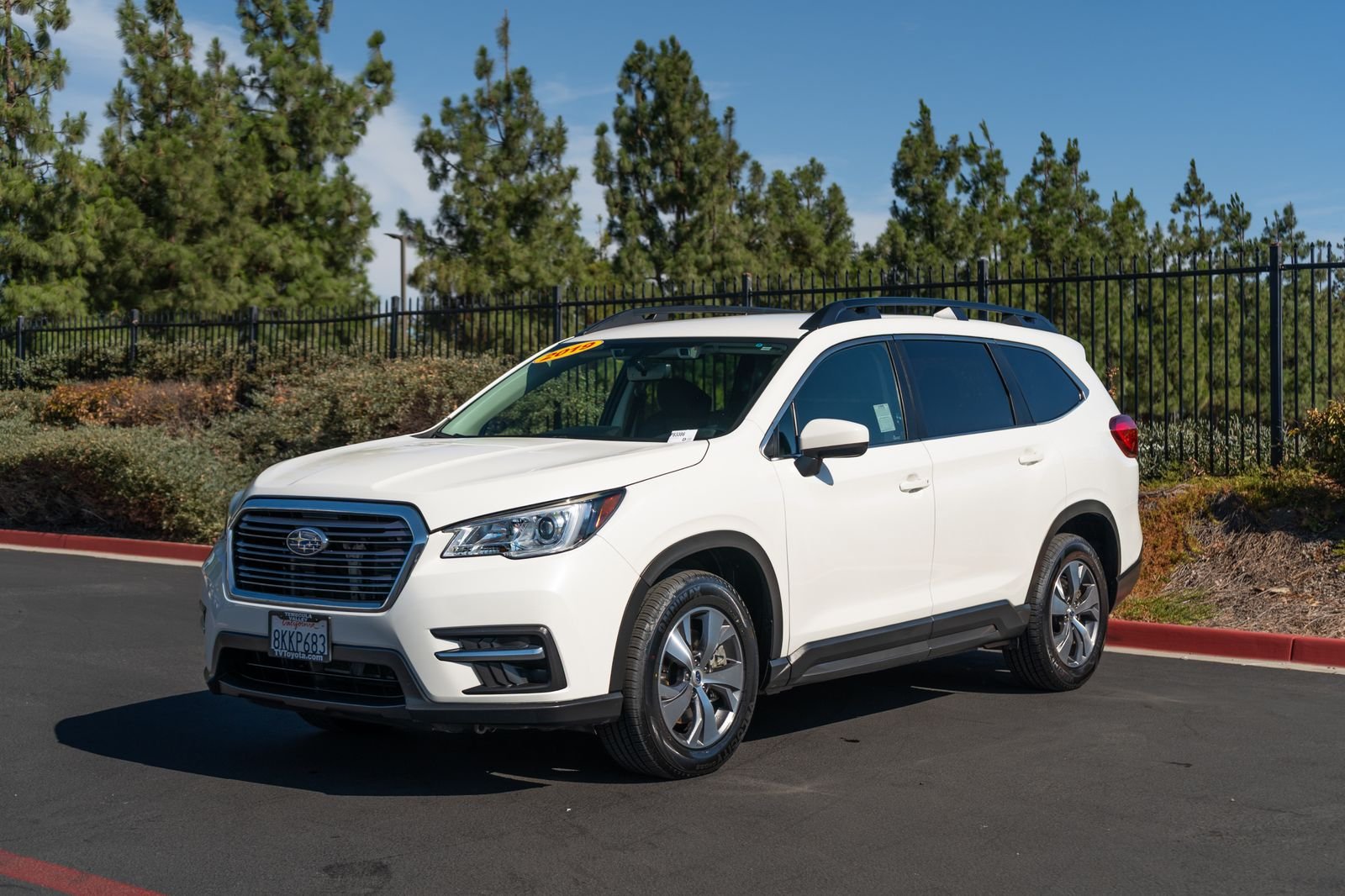 Used 2019 Crystal White Pearl Subaru Premium image 5