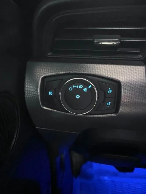 Used 2020 Black Ford GT Premium image 22