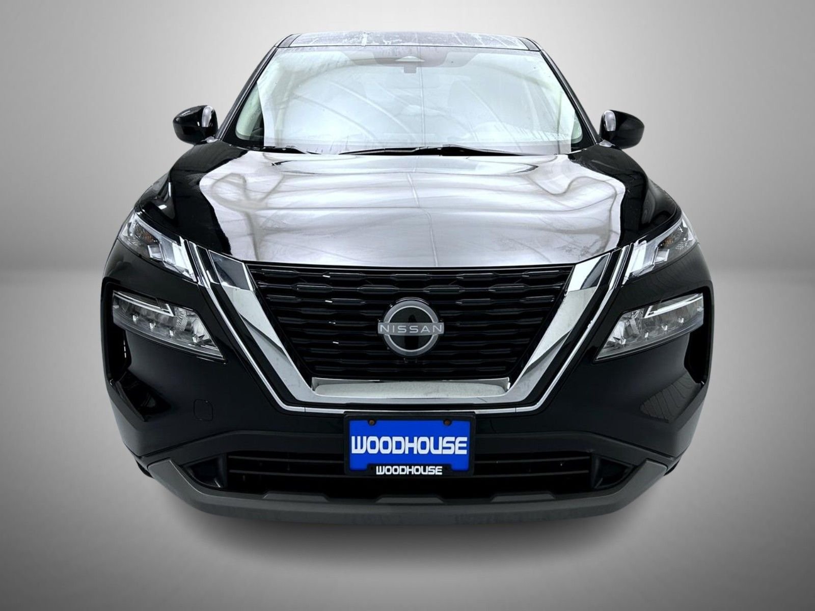Used 2023 Black Nissan SV image 2