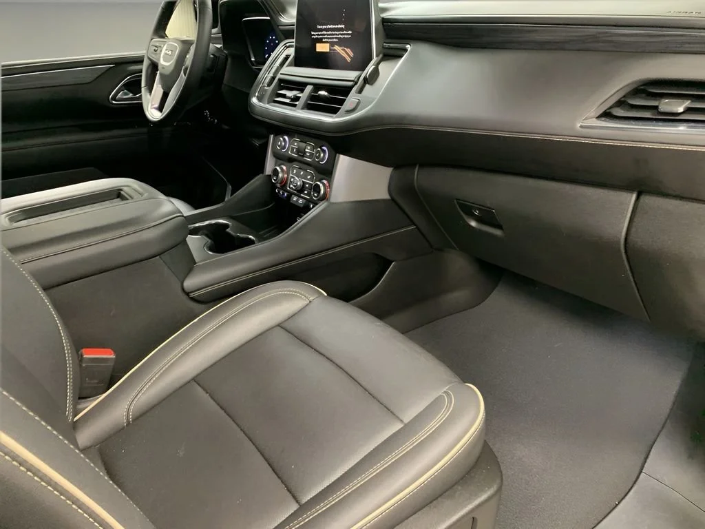 2023 GMC Yukon SLT - Photo 14