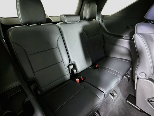 New 2027 Mosaic Black Metallic Chevrolet LT image 26