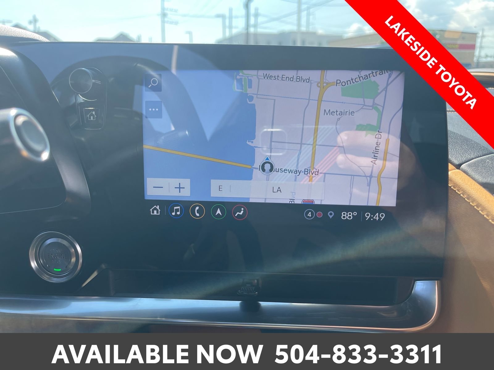 Used 2021 Red Chevrolet Stingray image 30