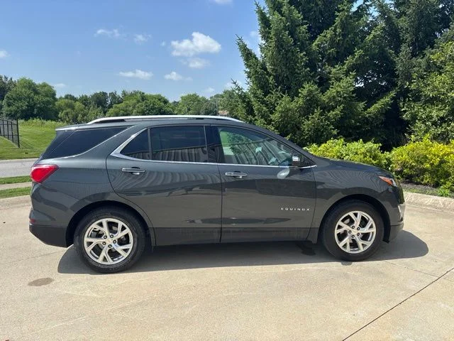 Used 2020 Nightfall Gray Metallic Chevrolet Premier image 6