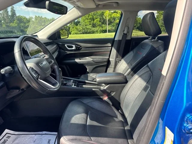 Used 2022 Blue Jeep Trailhawk image 16