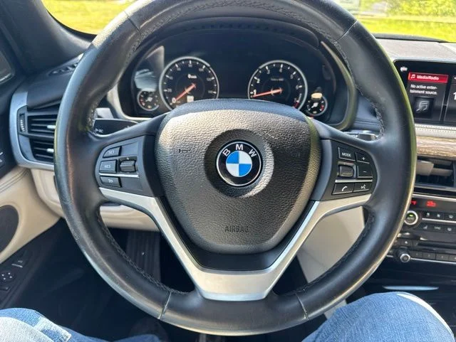 Used 2018 Blue BMW xDrive35i image 18