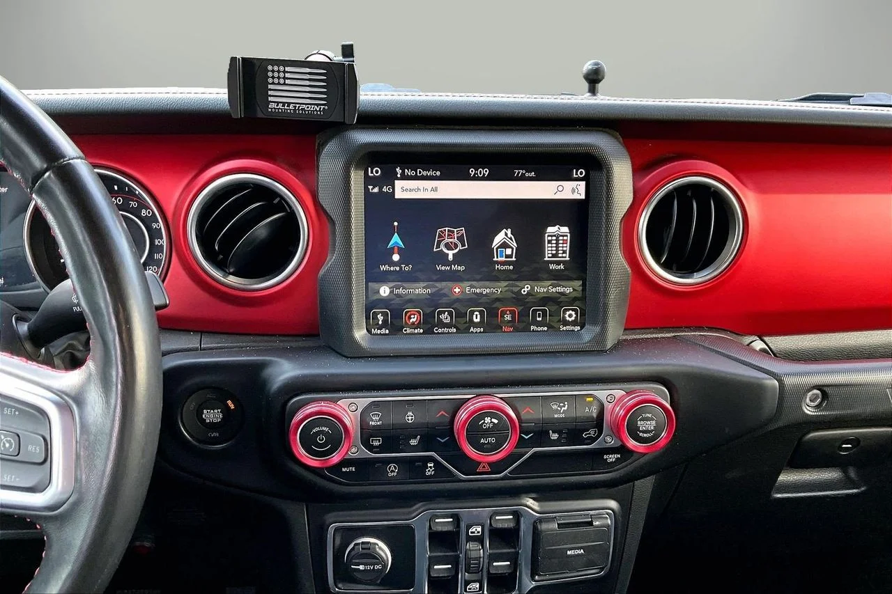 Used 2022 Black Jeep Rubicon image 11