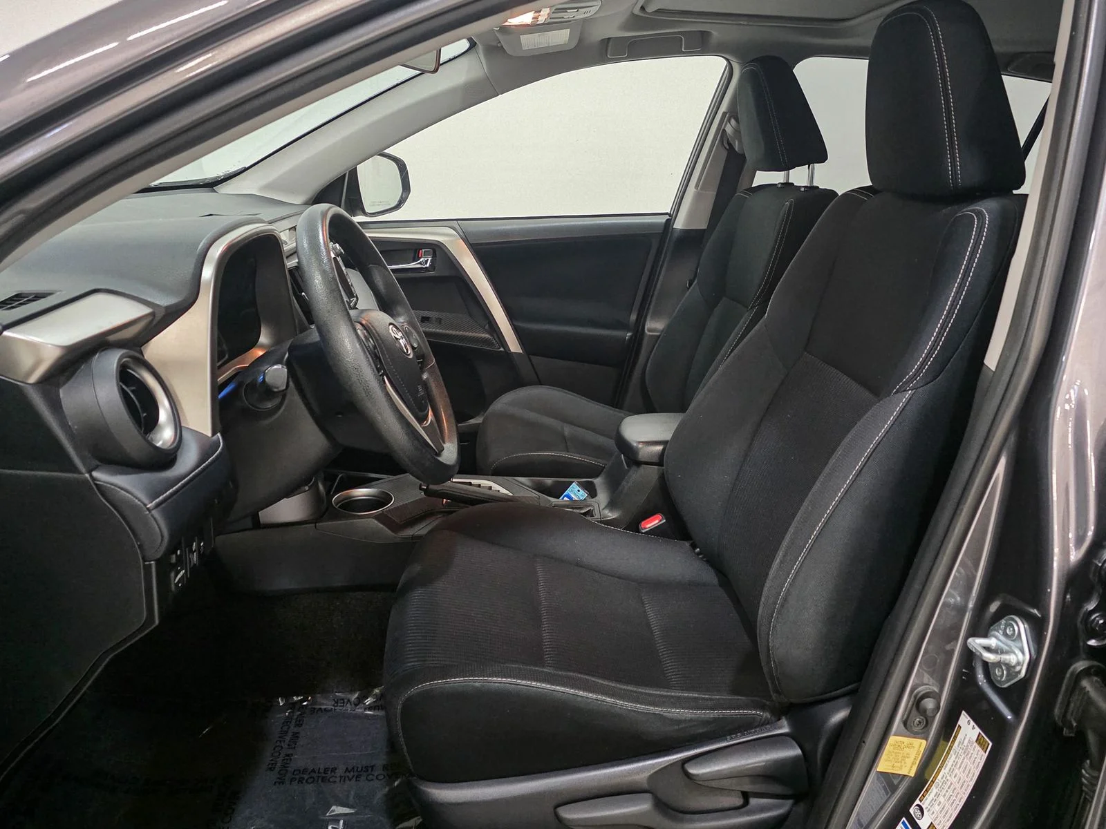 Used 2014 Gray Toyota XLE image 20