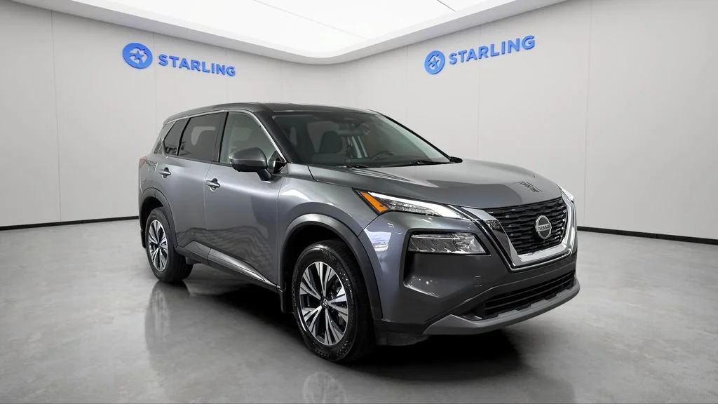 Used 2021 Gray Nissan SV FWD image 13
