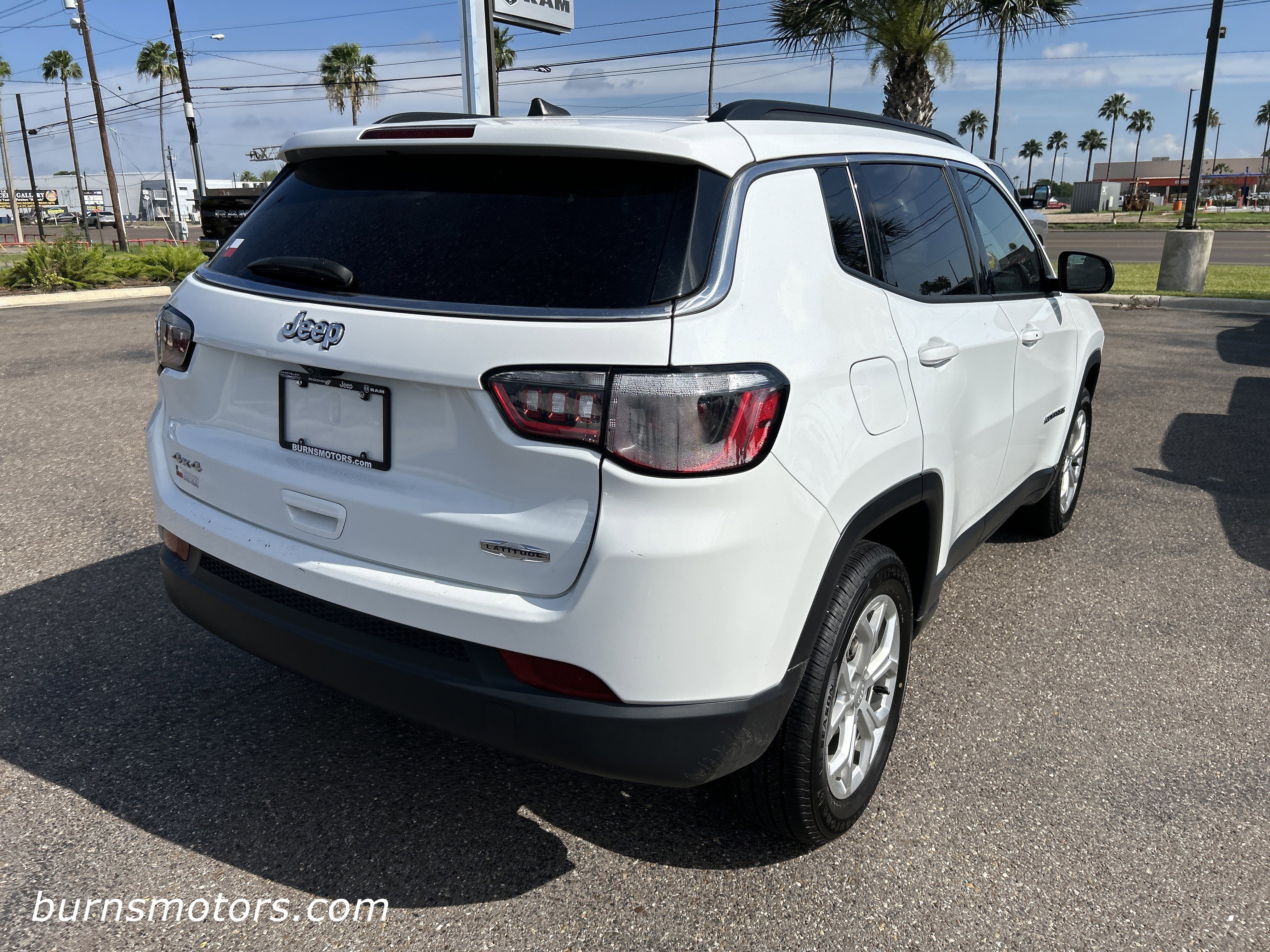 Used 2024 Bright White Jeep Latitude image 8