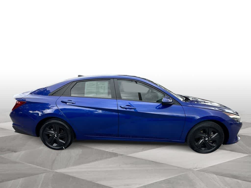 Used 2023 Intense Blue Hyundai SEL image 9
